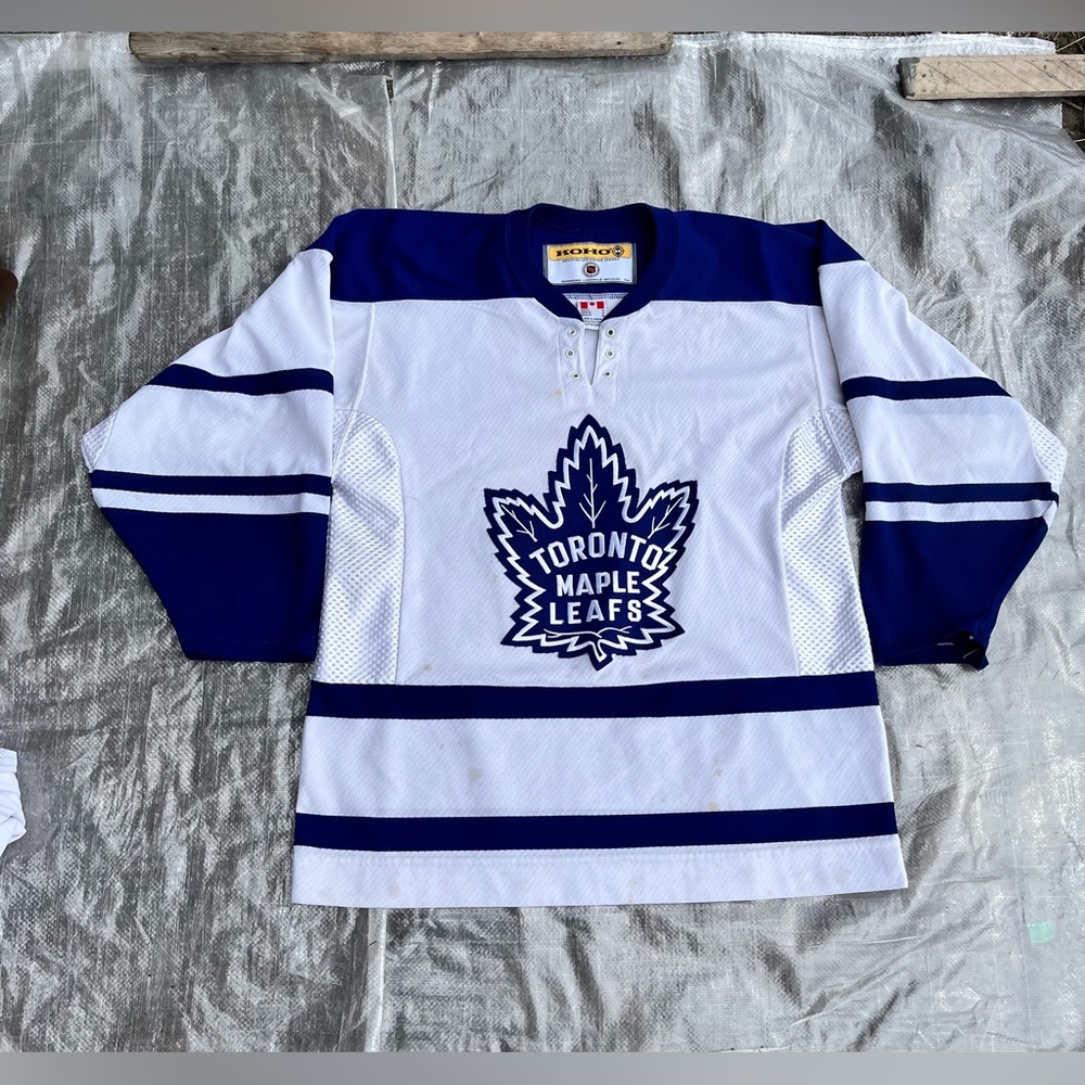 Toronto Maple Leafs Koho men’s jersey sz medium
